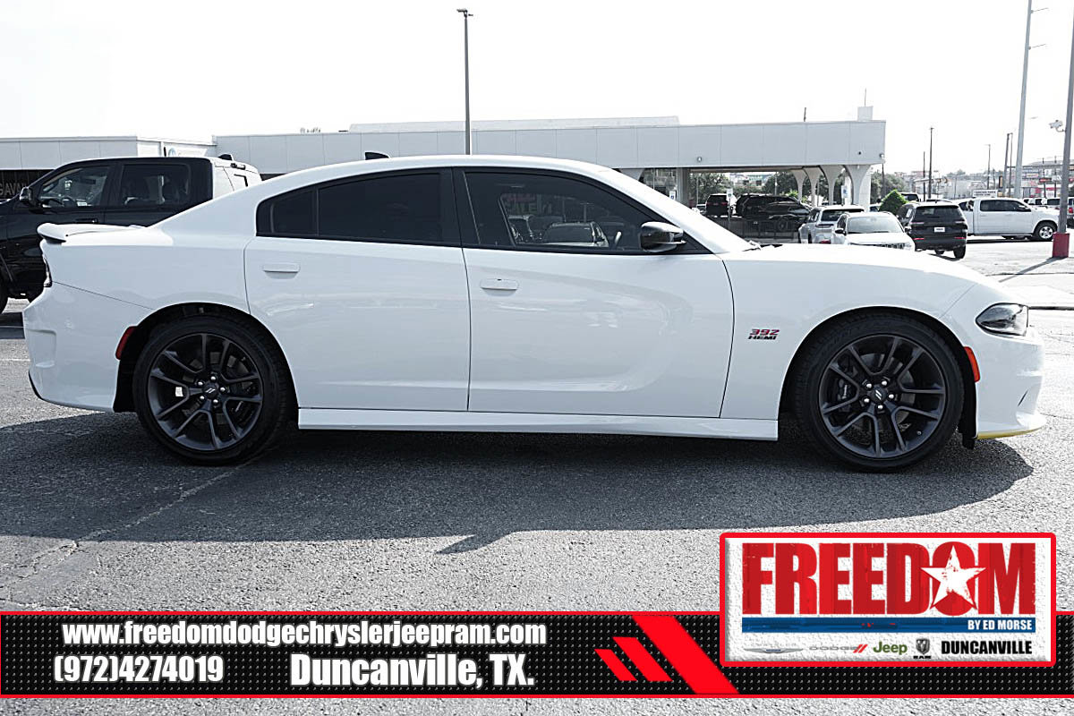 New 2023 Dodge Charger Scat Pack w/ Harman/Kardon Audio Group image 6