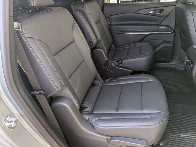 New 2026 Chevrolet Traverse LT w/ Sun and Wheel Package FWD image 29