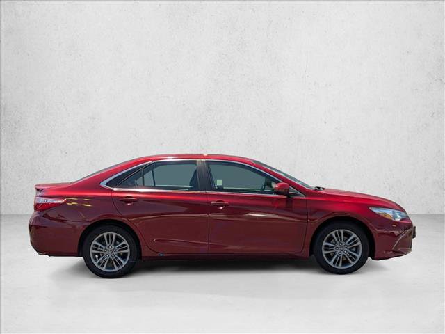 Used 2016 Toyota Camry SE FWD image 4