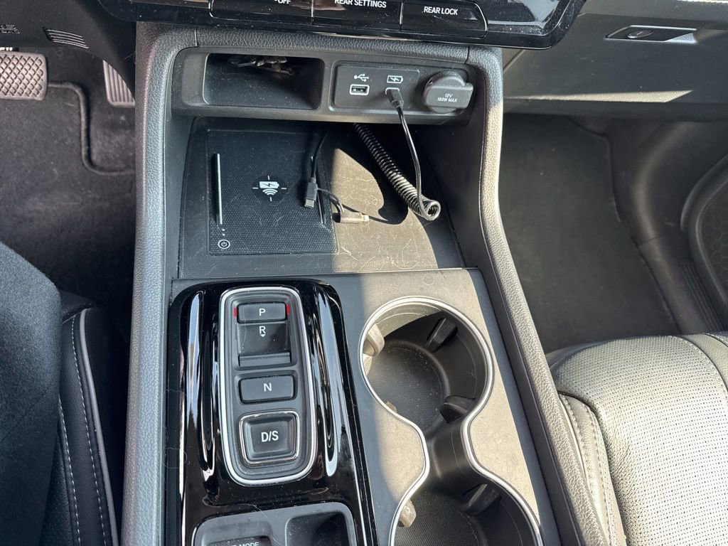 Used 2023 Honda Pilot Elite image 4