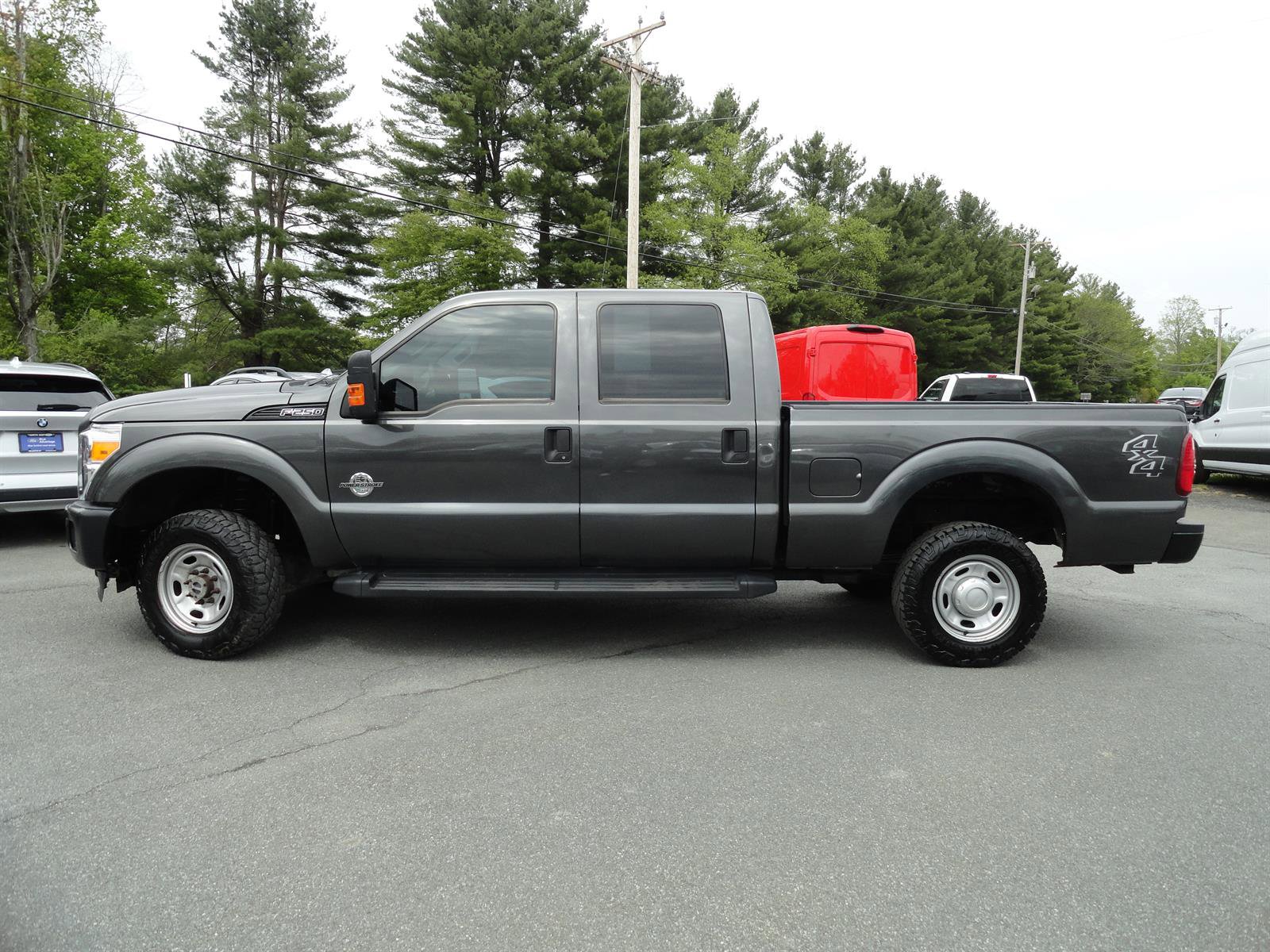 Used 2015 Ford F250 XL w/ Power Equipment Group AWD/4WD image 8