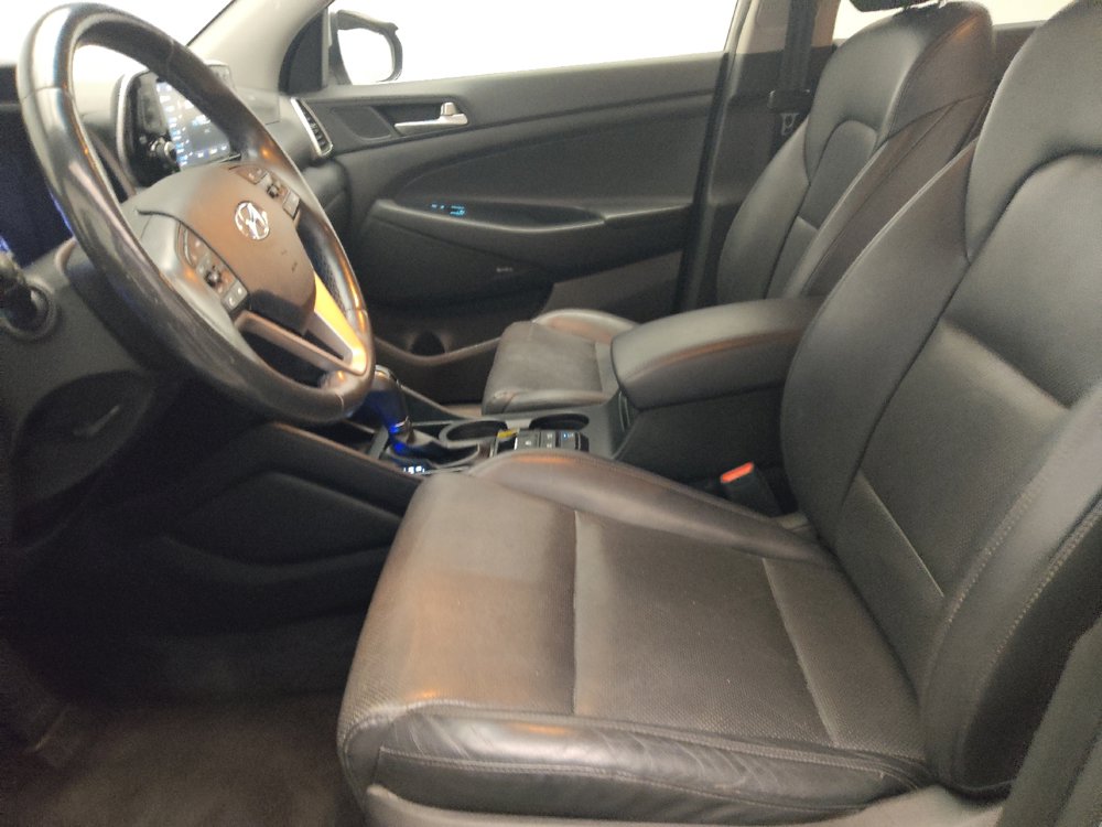 Used 2021 Hyundai Tucson Limited w/ Cargo Package FWD image 17