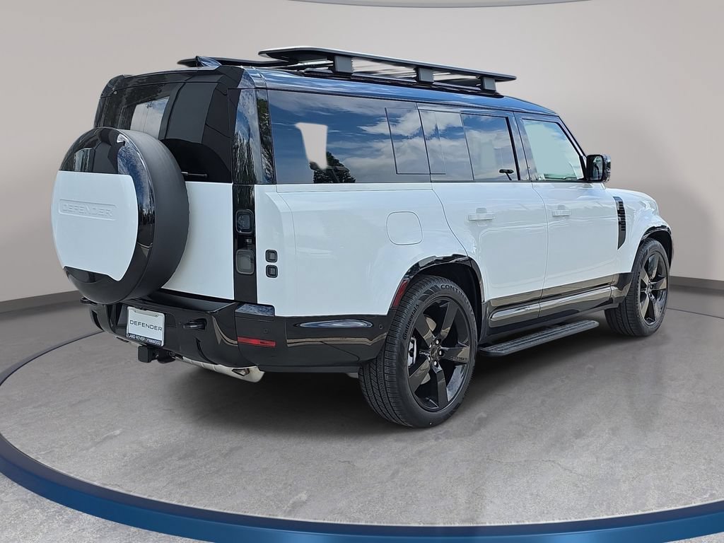 New 2026 Land Rover Defender 130 X-Dynamic SE AWD/4WD image 5