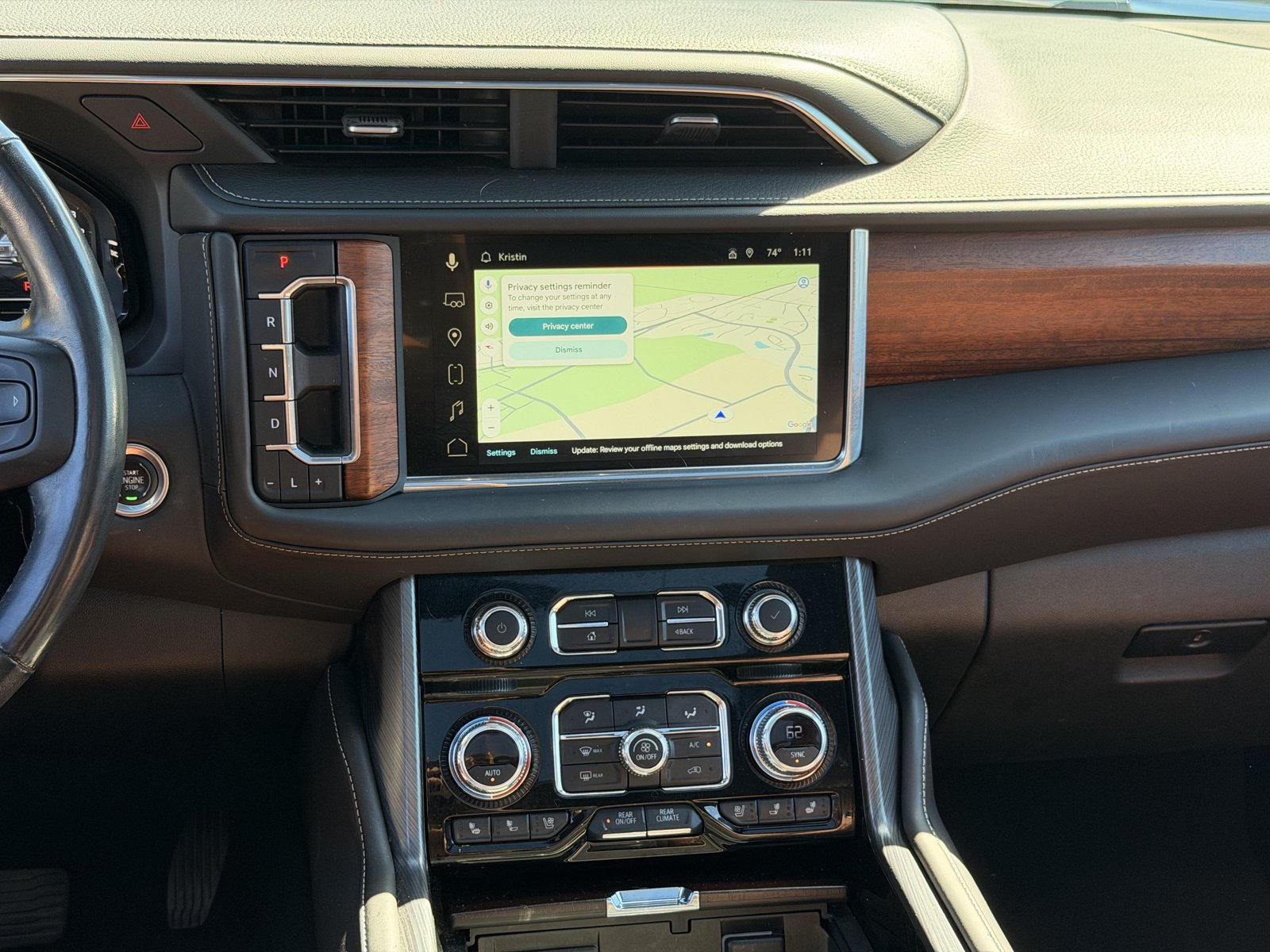 Used 2023 GMC Yukon XL Denali Ultimate AWD/4WD image 32