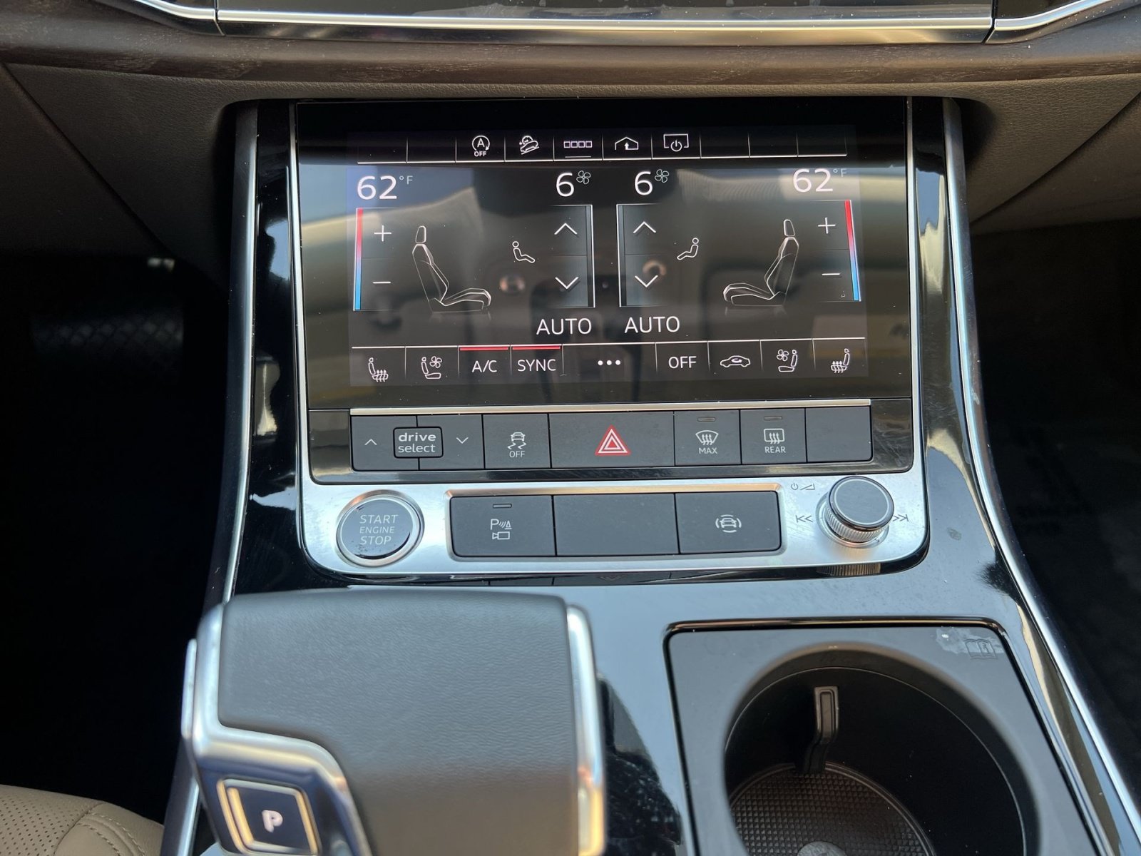 Used 2023 Audi Q8 Premium Plus w/ Premium Plus Package AWD/4WD image 21