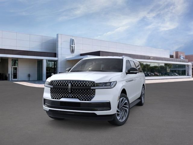 New 2026 Lincoln Navigator L Premier AWD/4WD image 3