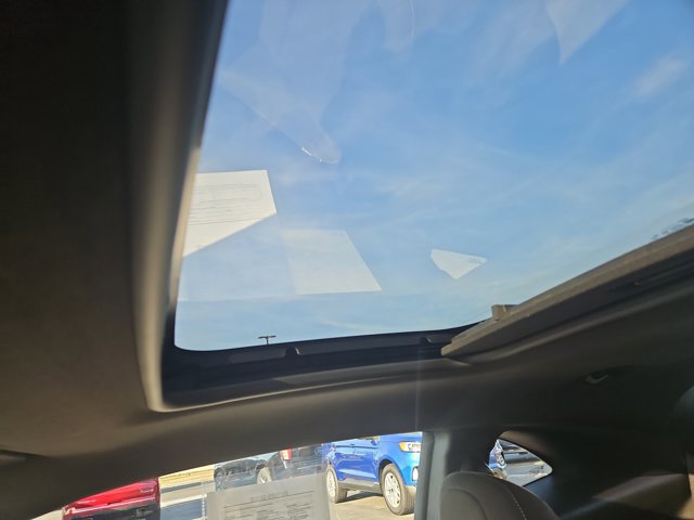 Used 2011 Chevrolet Camaro LT image 15