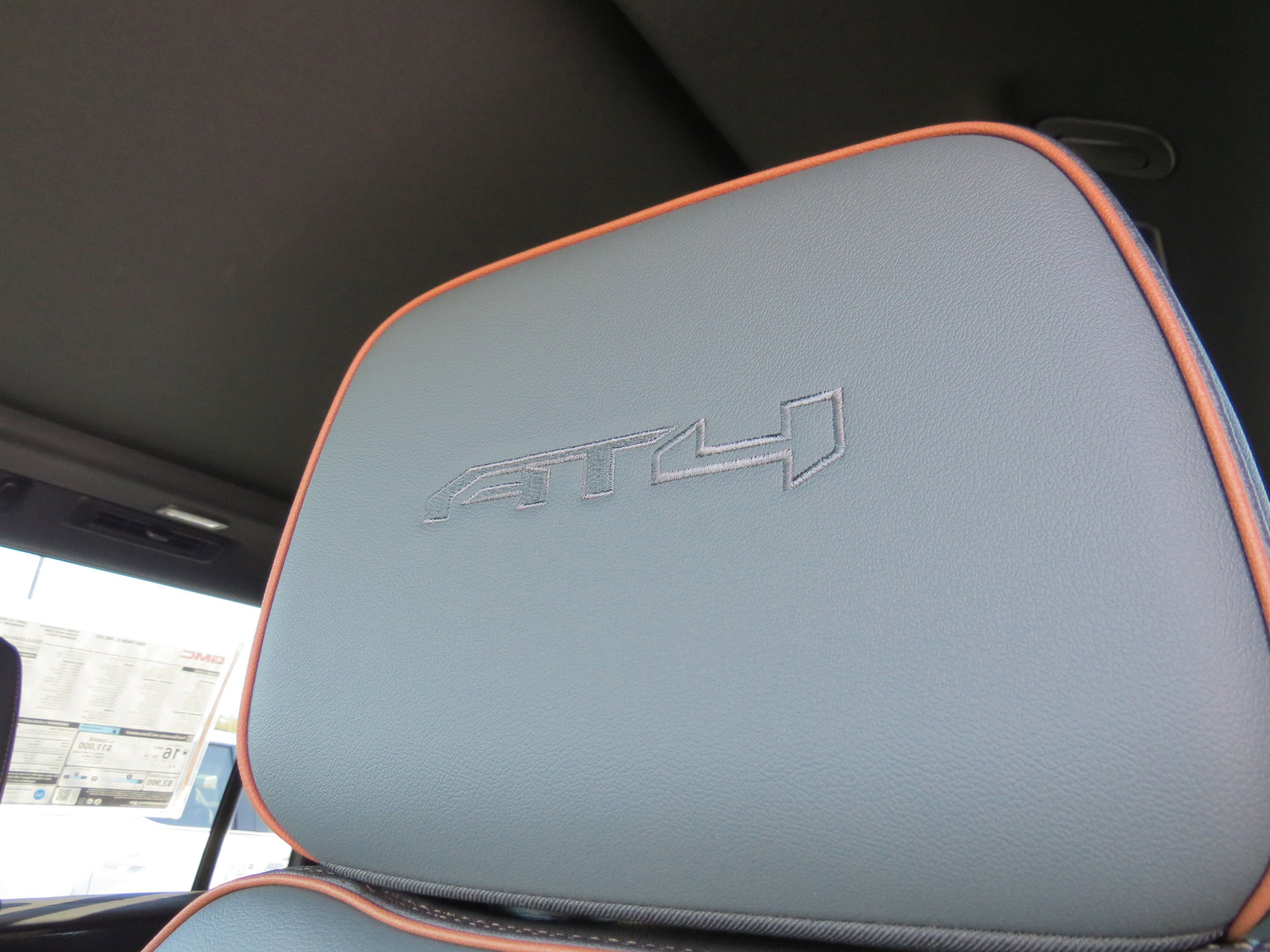 New 2026 GMC Yukon XL AT4 w/ AT4 Premium Package image 22