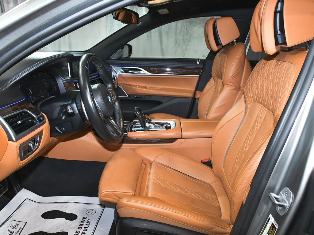 Used 2022 BMW 740i xDrive w/ M Sport Package image 58