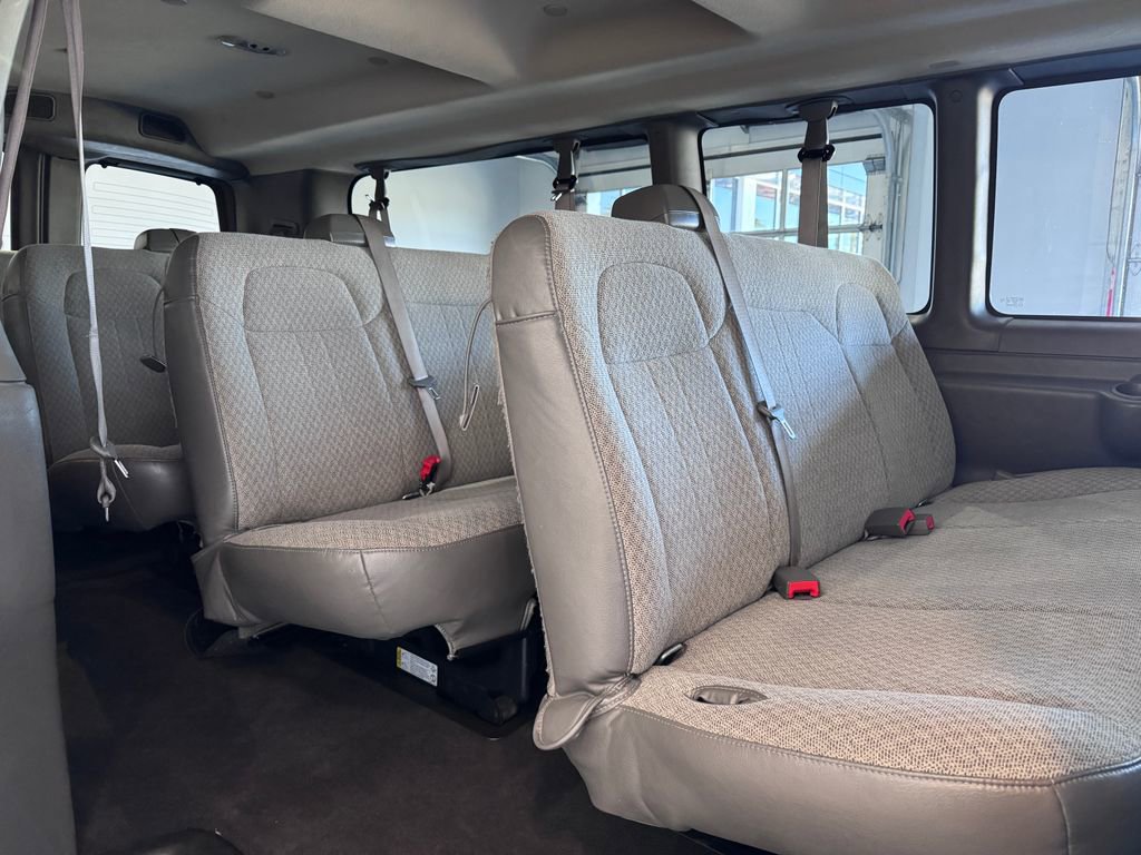 Used 2023 Chevrolet Express 3500 LT w/ LT Preferred Equipment Group image 10