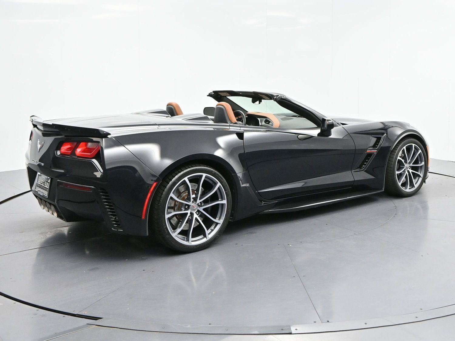 Used 2019 Chevrolet Corvette Grand Sport RWD image 7