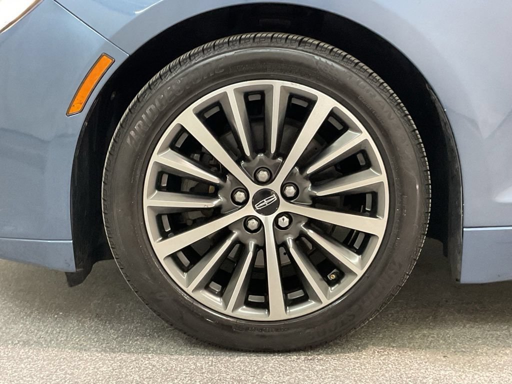 Used 2018 Lincoln MKZ Premiere FWD image 30