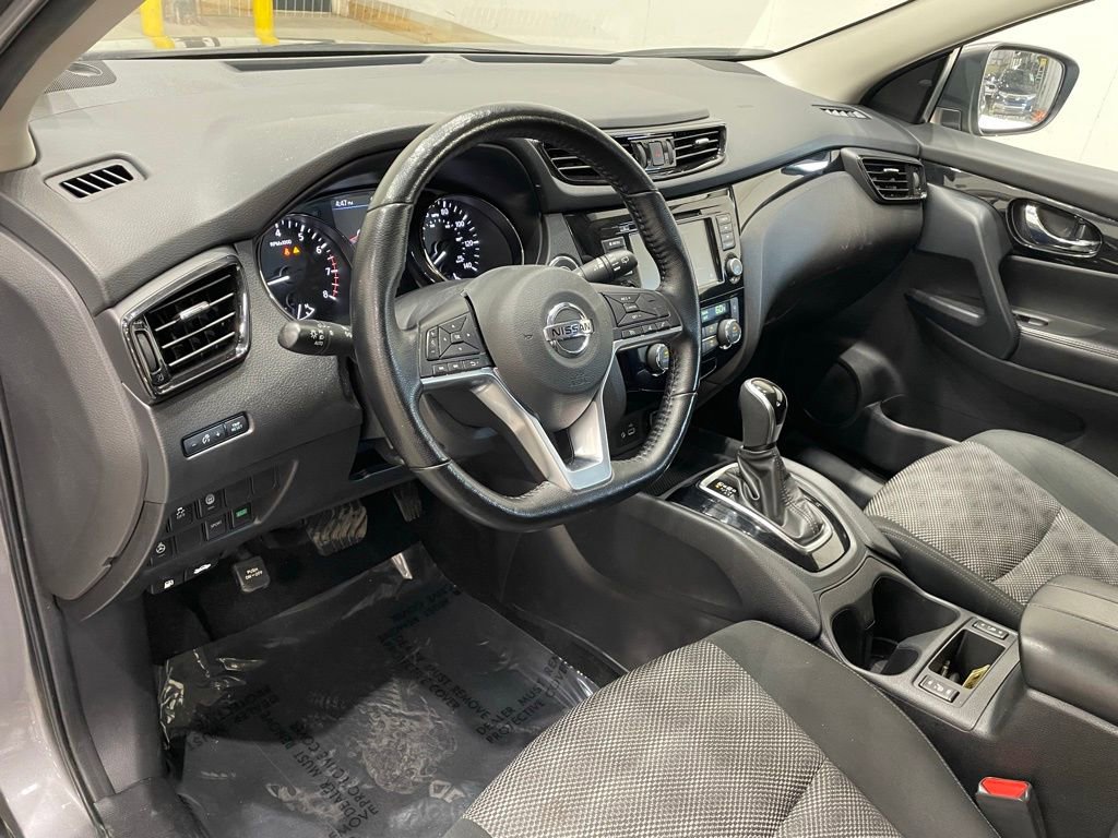 Used 2022 Nissan Rogue Sport SV image 20