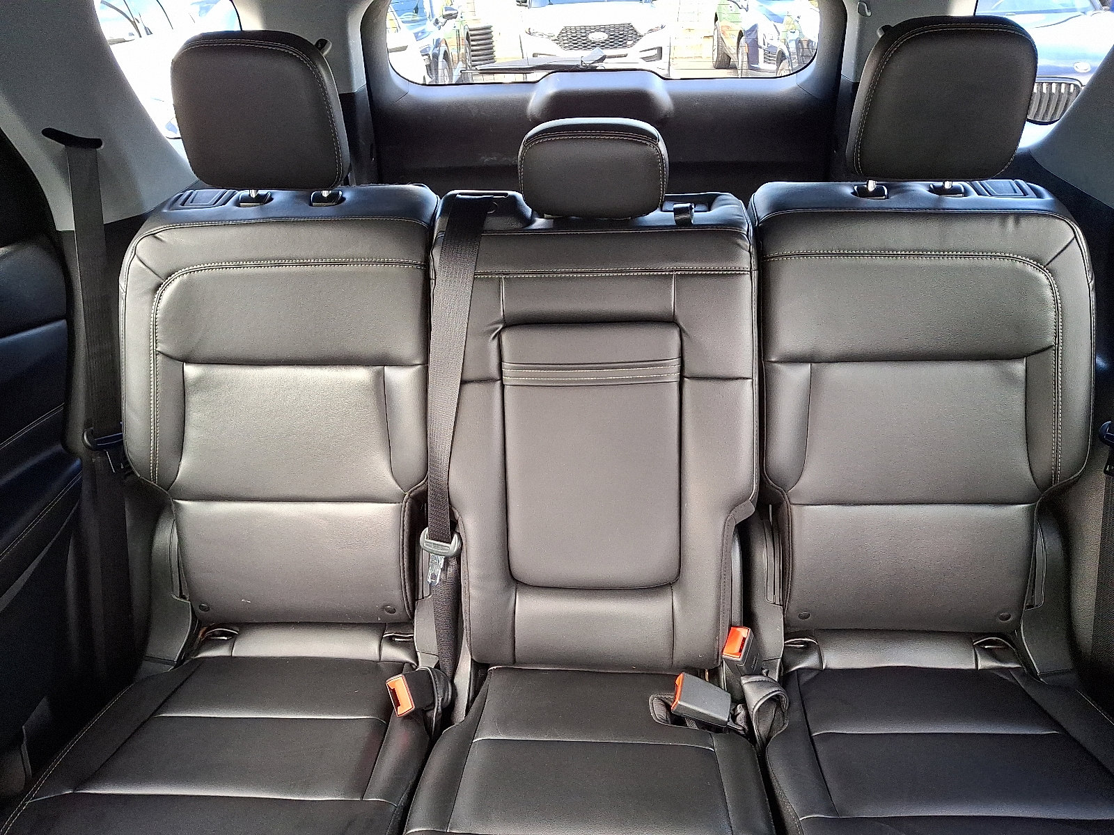Certified 2022 Ford Explorer XLT w/ Equipment Group 202A image 19