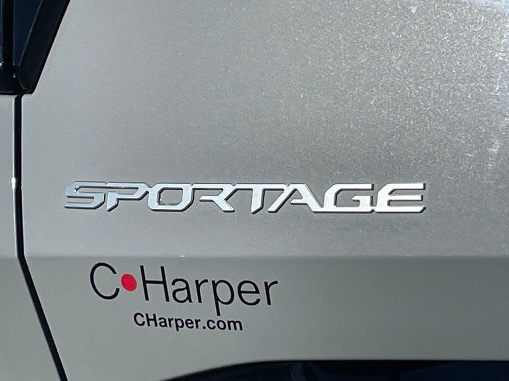 Used 2024 Kia Sportage SX image 21