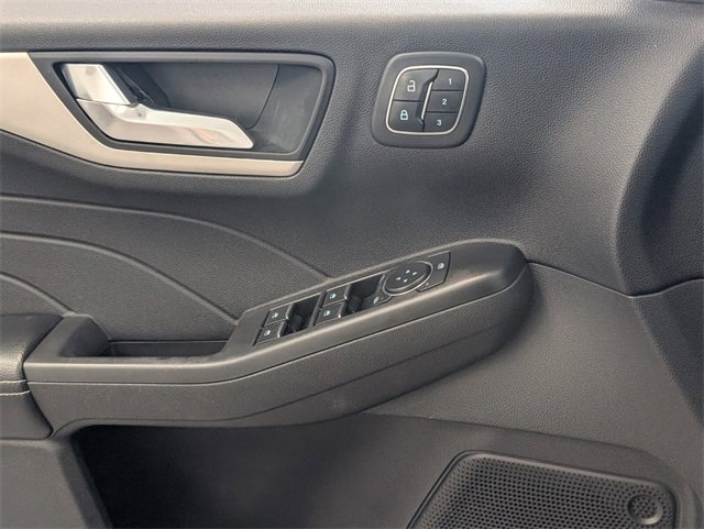 Used 2021 Ford Escape SEL w/ Technology Package image 21