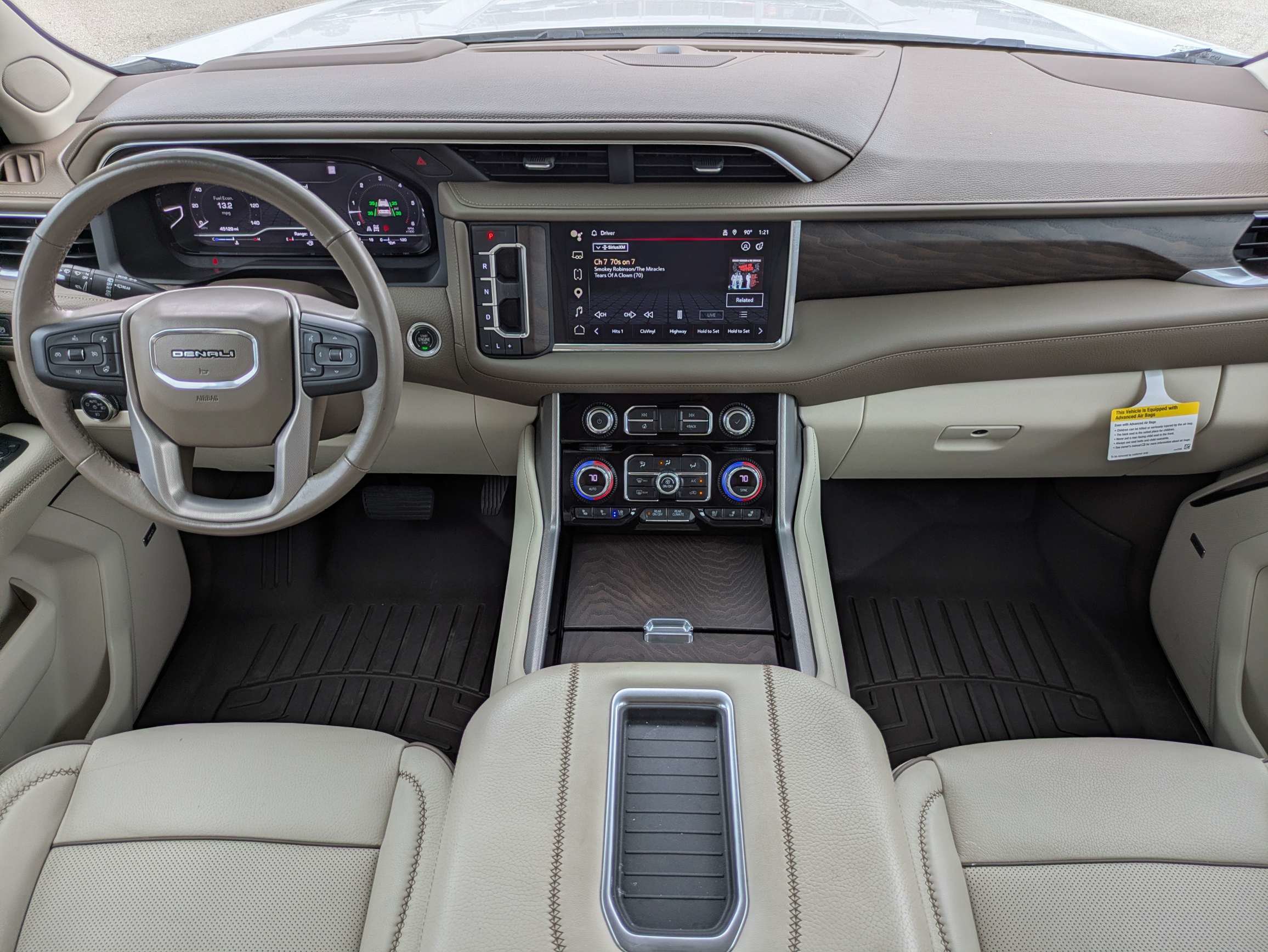 Used 2022 GMC Yukon XL Denali AWD/4WD image 15