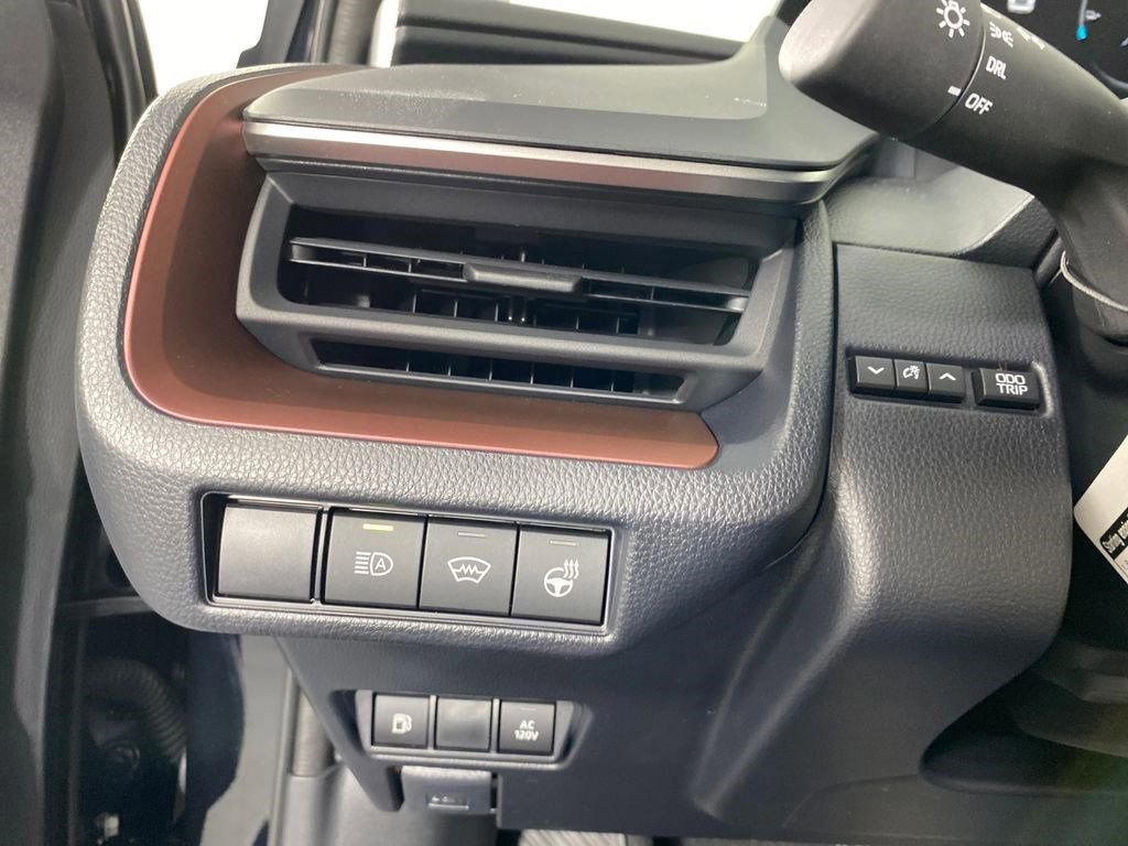 New 2026 Toyota Prius SE image 11