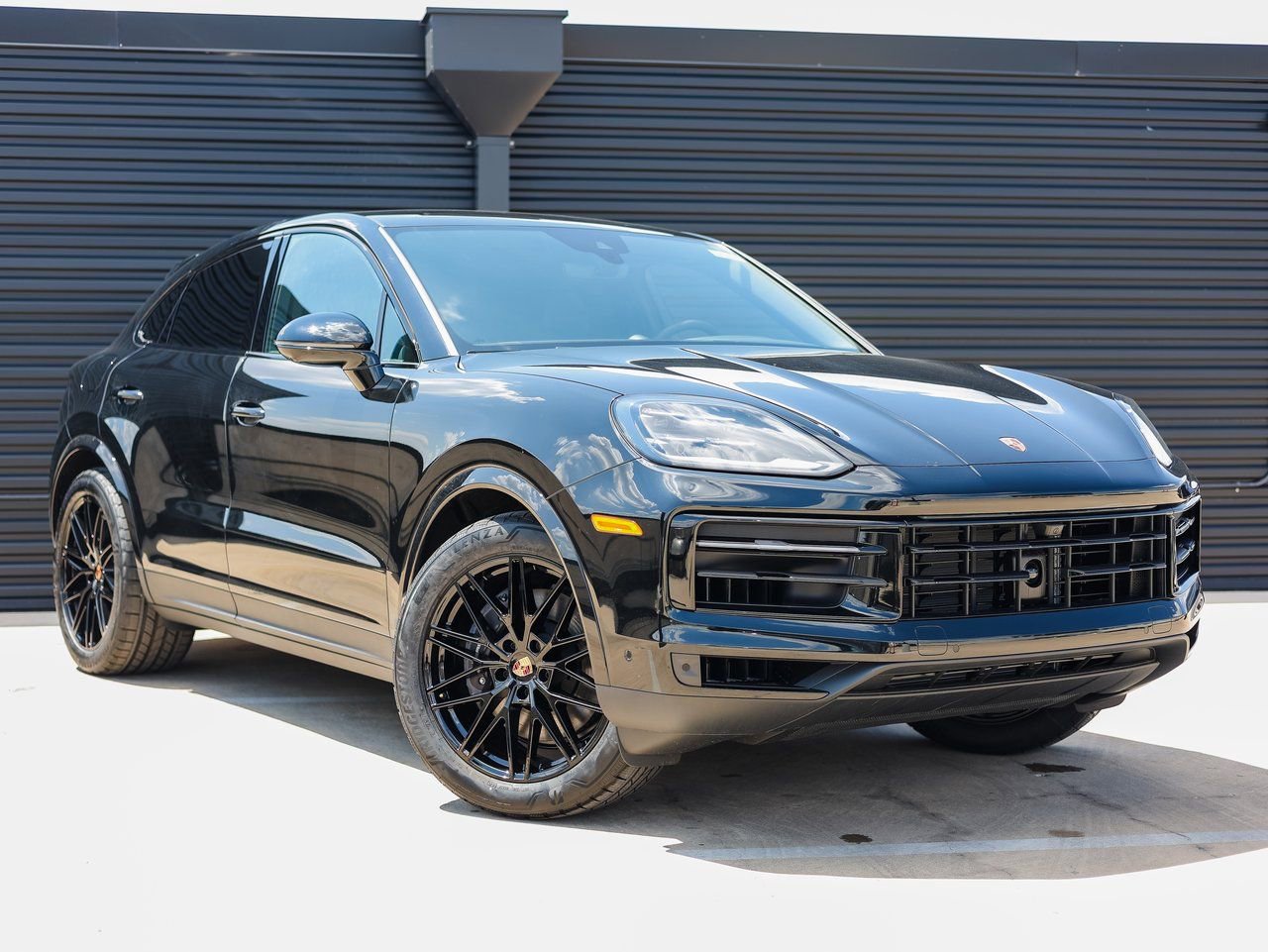 Certified 2026 Porsche Cayenne Coupe AWD/4WD image 9