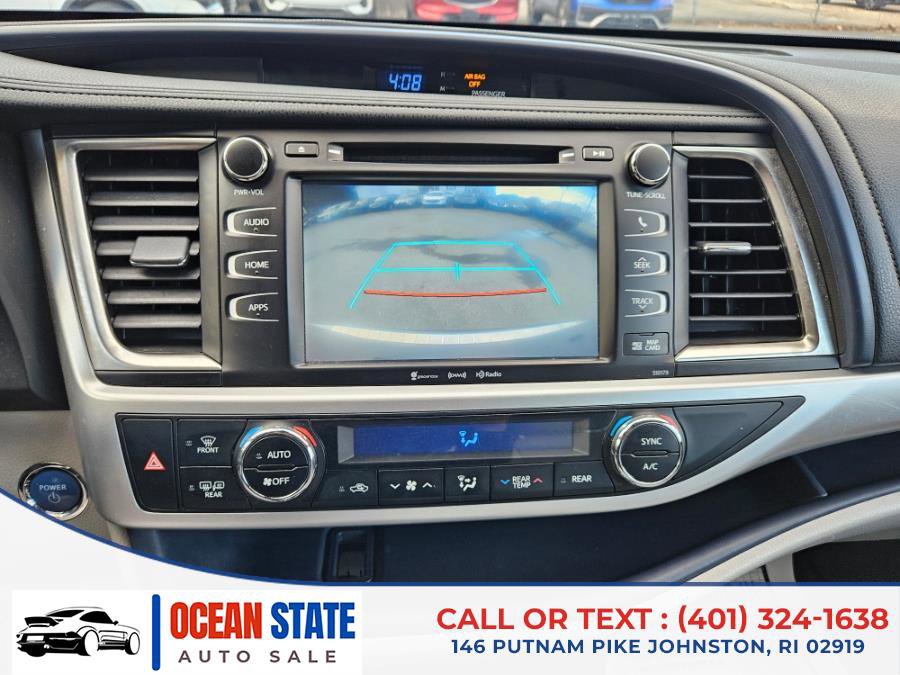 Used 2017 Toyota Highlander XLE image 19
