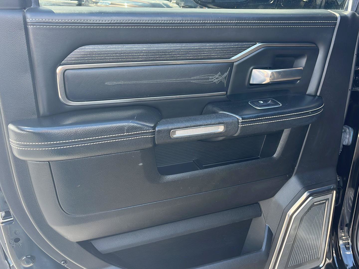 Used 2019 RAM 2500 Limited AWD/4WD image 23