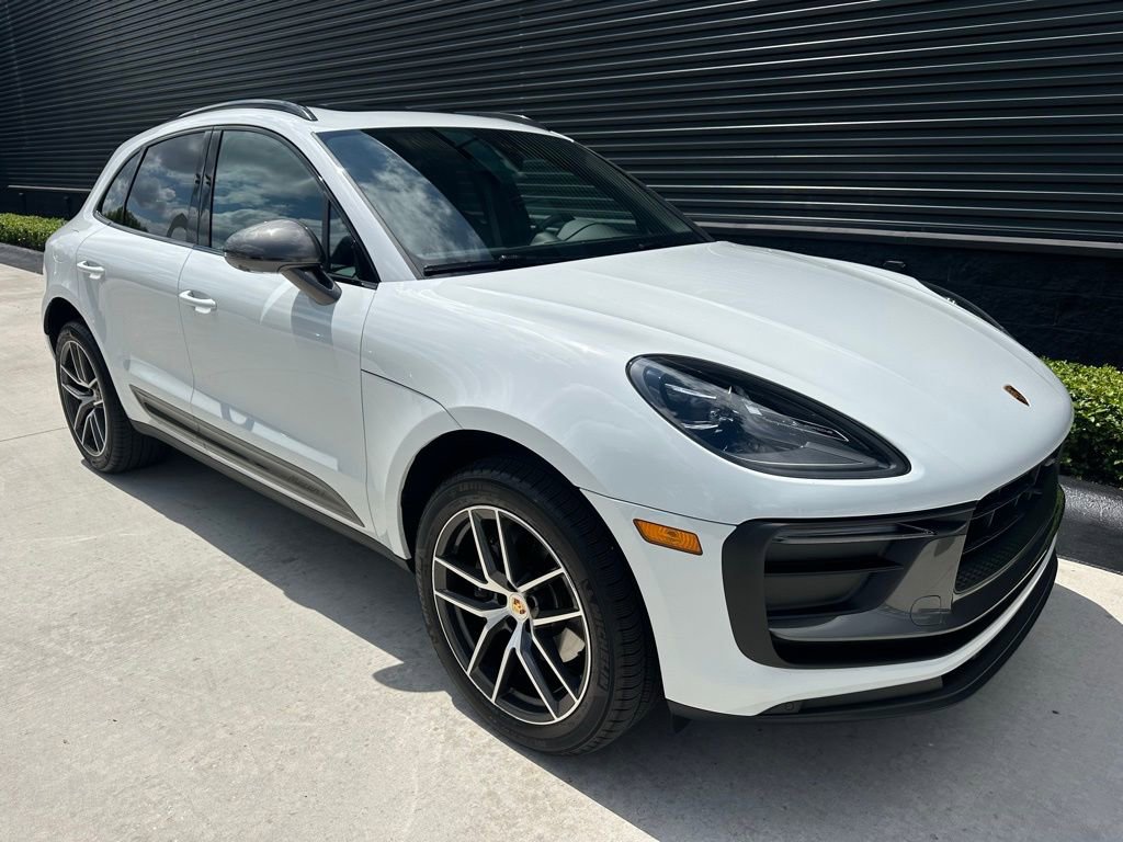 Certified 2026 Porsche Macan Turbo AWD/4WD image 11