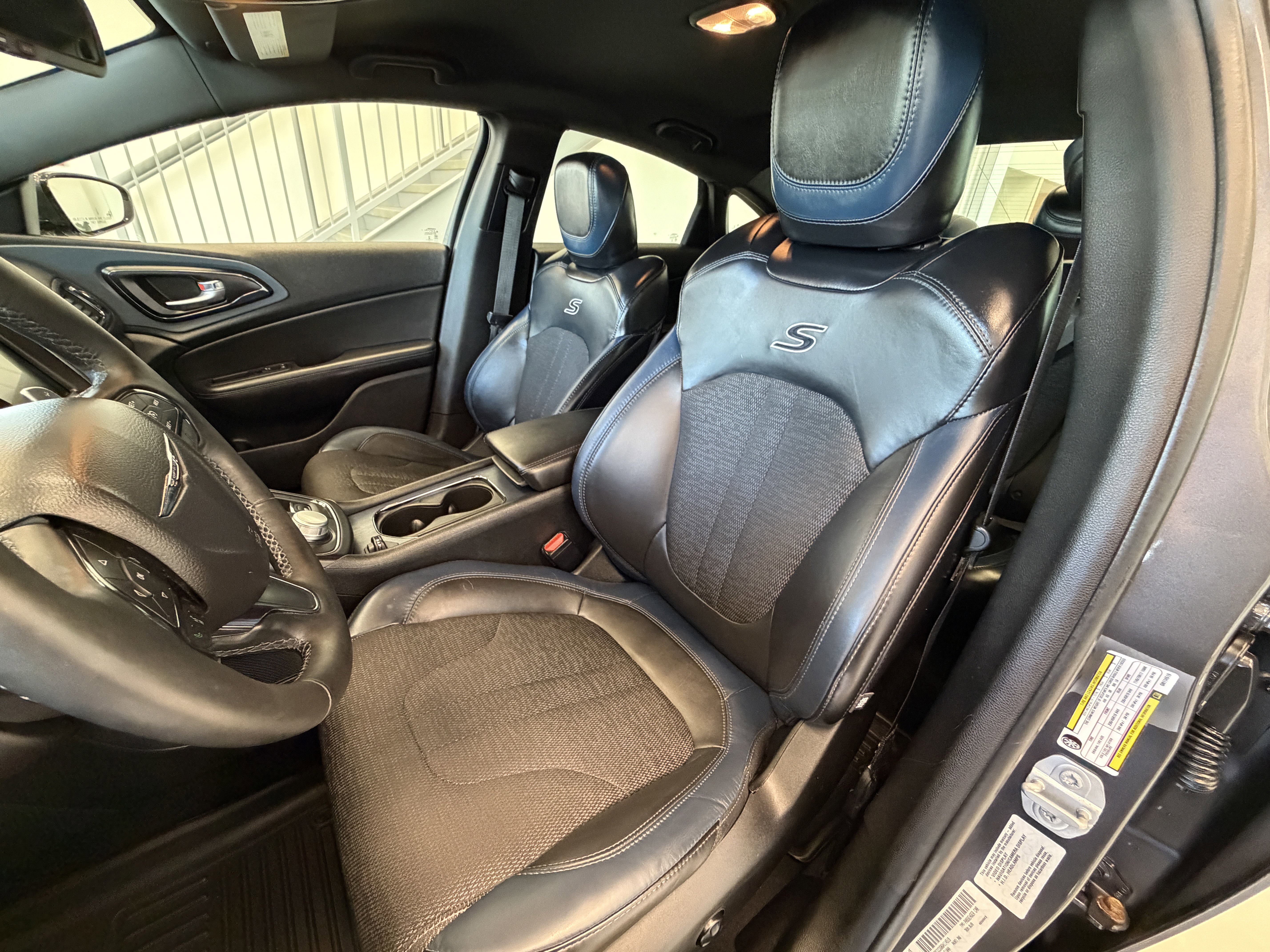 Used 2016 Chrysler 200 S w/ Comfort Group image 11