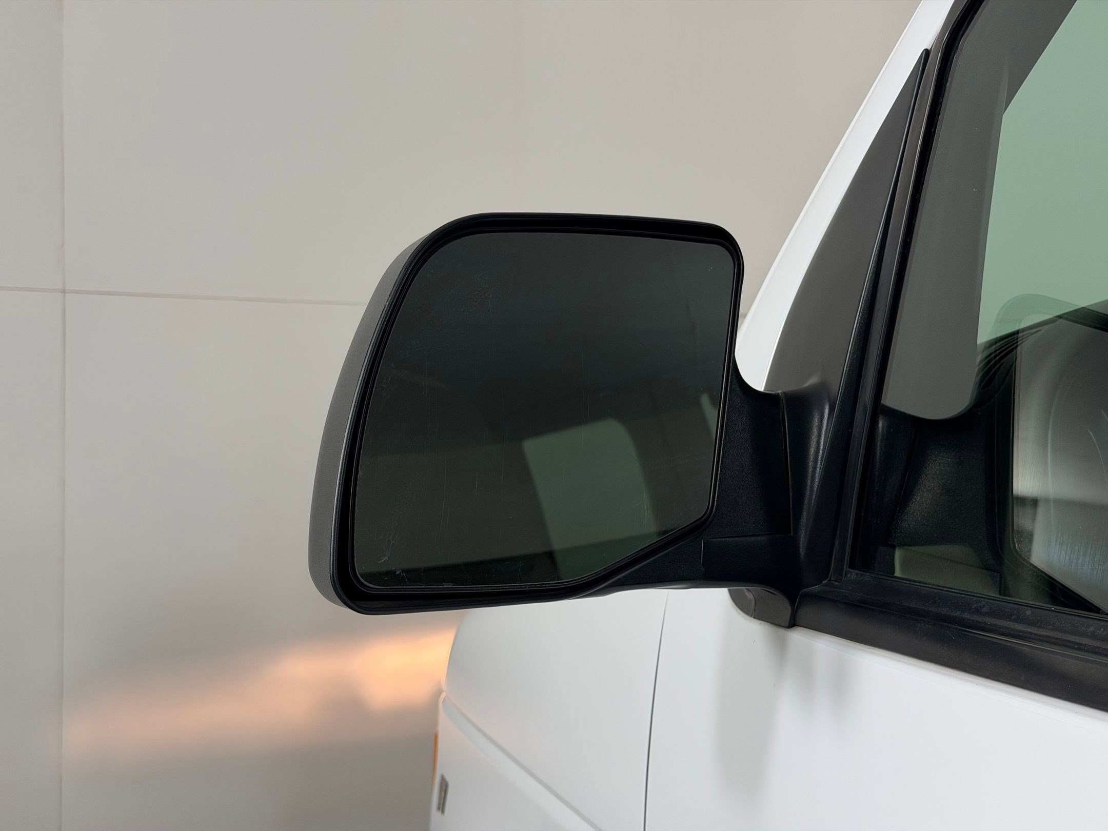 Used 2001 Ford E-350 and Econoline 350 Club Wagon image 19