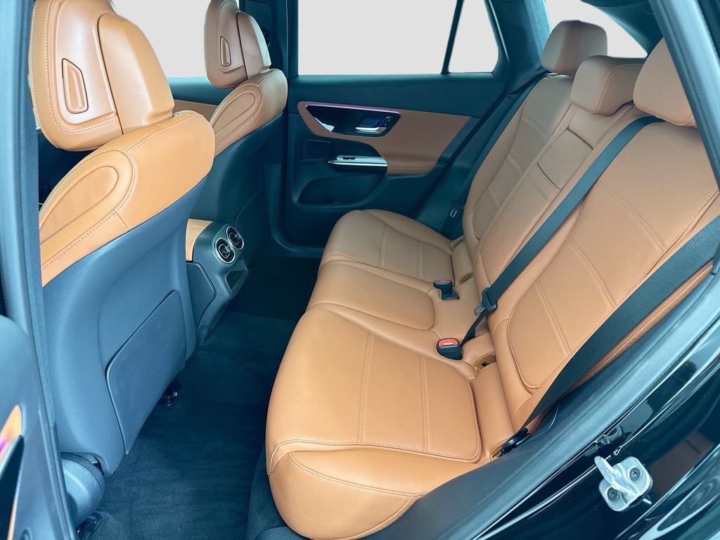 Certified 2026 Mercedes-Benz GLC 300 image 19