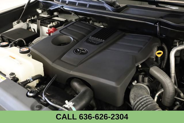 Used 2023 Toyota Tundra Limited w/ TRD Off-Road Package image 11