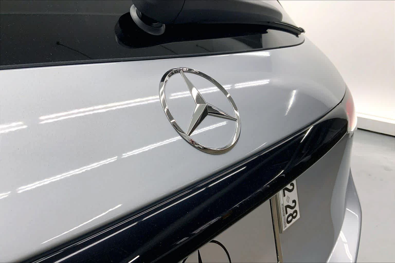 Used 2026 Mercedes-Benz GLC 300 image 14