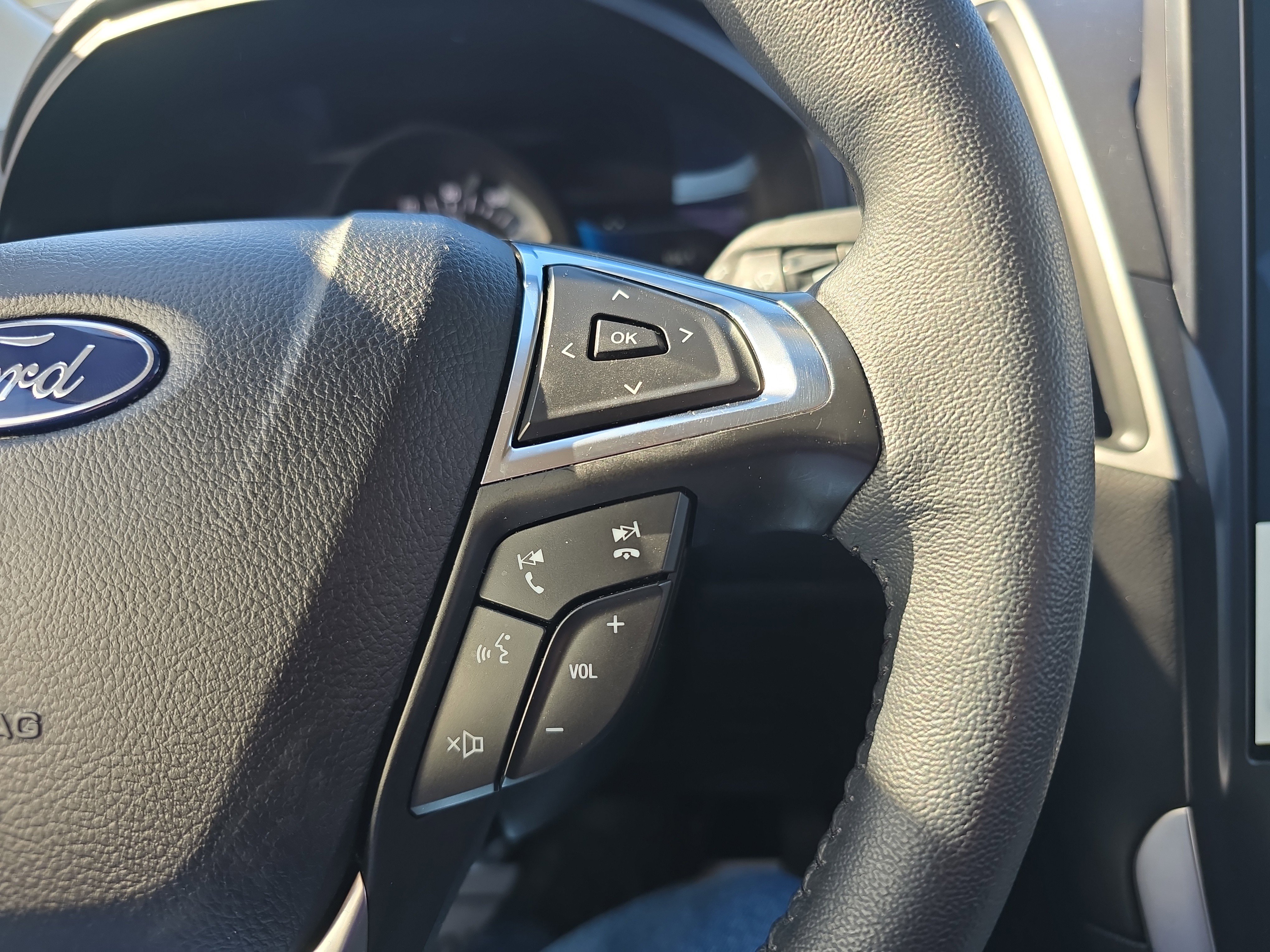 Certified 2024 Ford Edge SEL w/ Convenience Package AWD/4WD image 21