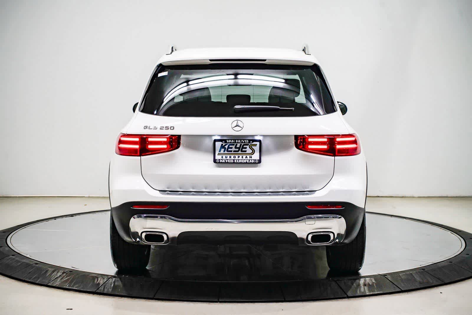 Certified 2026 Mercedes-Benz GLB 250 image 3