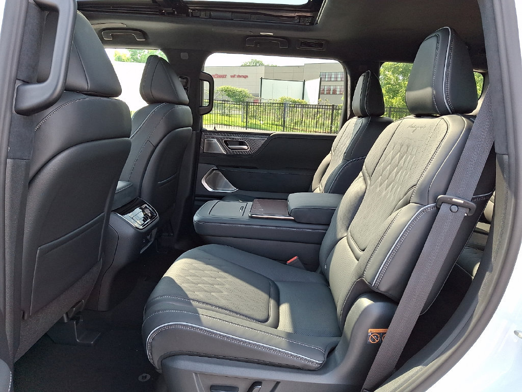 New 2027 INFINITI QX80 Autograph AWD/4WD image 7
