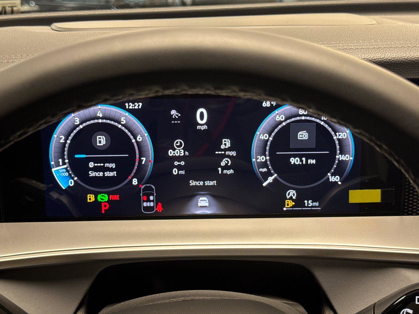 New 2026 Volkswagen Tiguan SE R-Line image 23