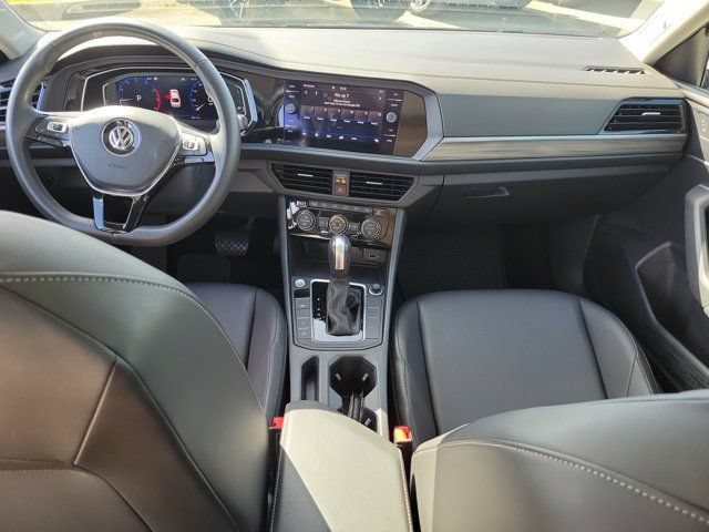 Used 2020 Volkswagen Jetta SEL FWD image 17