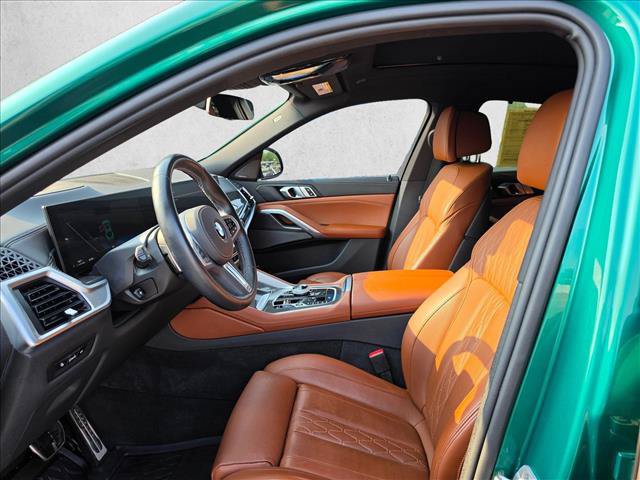 Used 2024 BMW X6 M60i AWD/4WD image 22