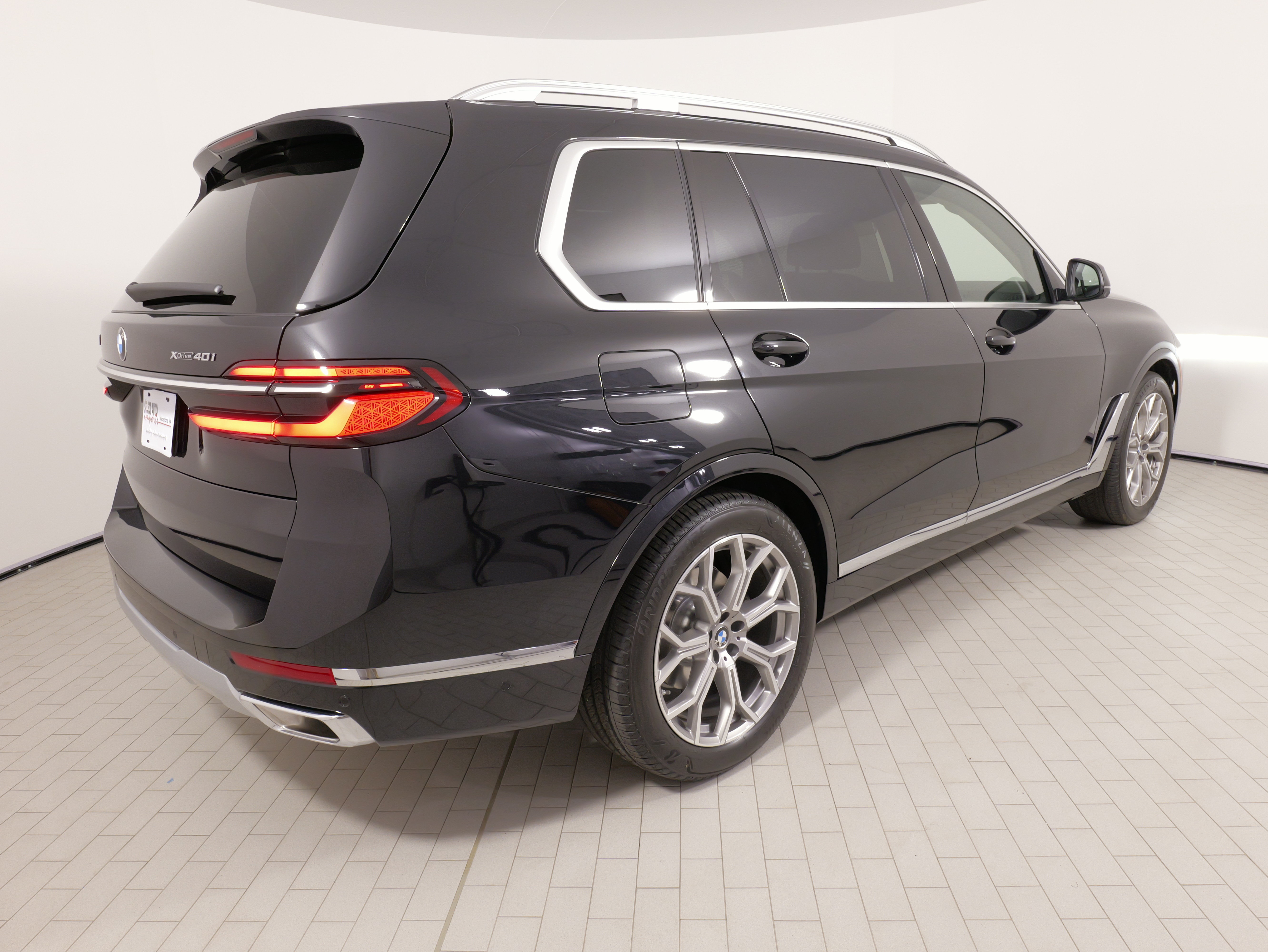 Used 2026 BMW X7 xDrive40i AWD/4WD image 11