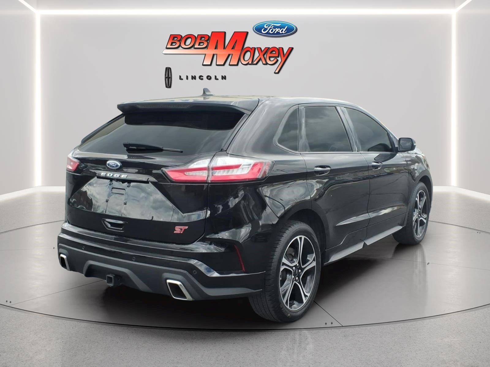 Used 2023 Ford Edge ST AWD/4WD image 4