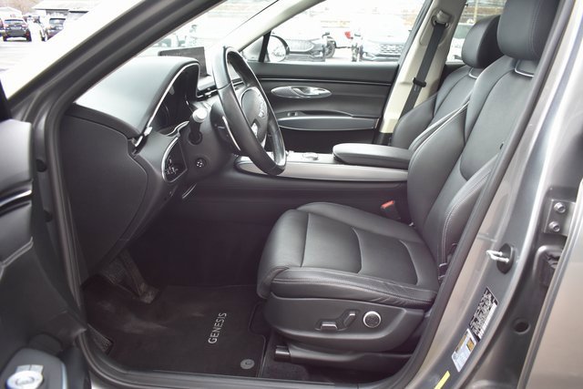 Used 2022 Genesis GV70 2.5T w/ Select Package image 13