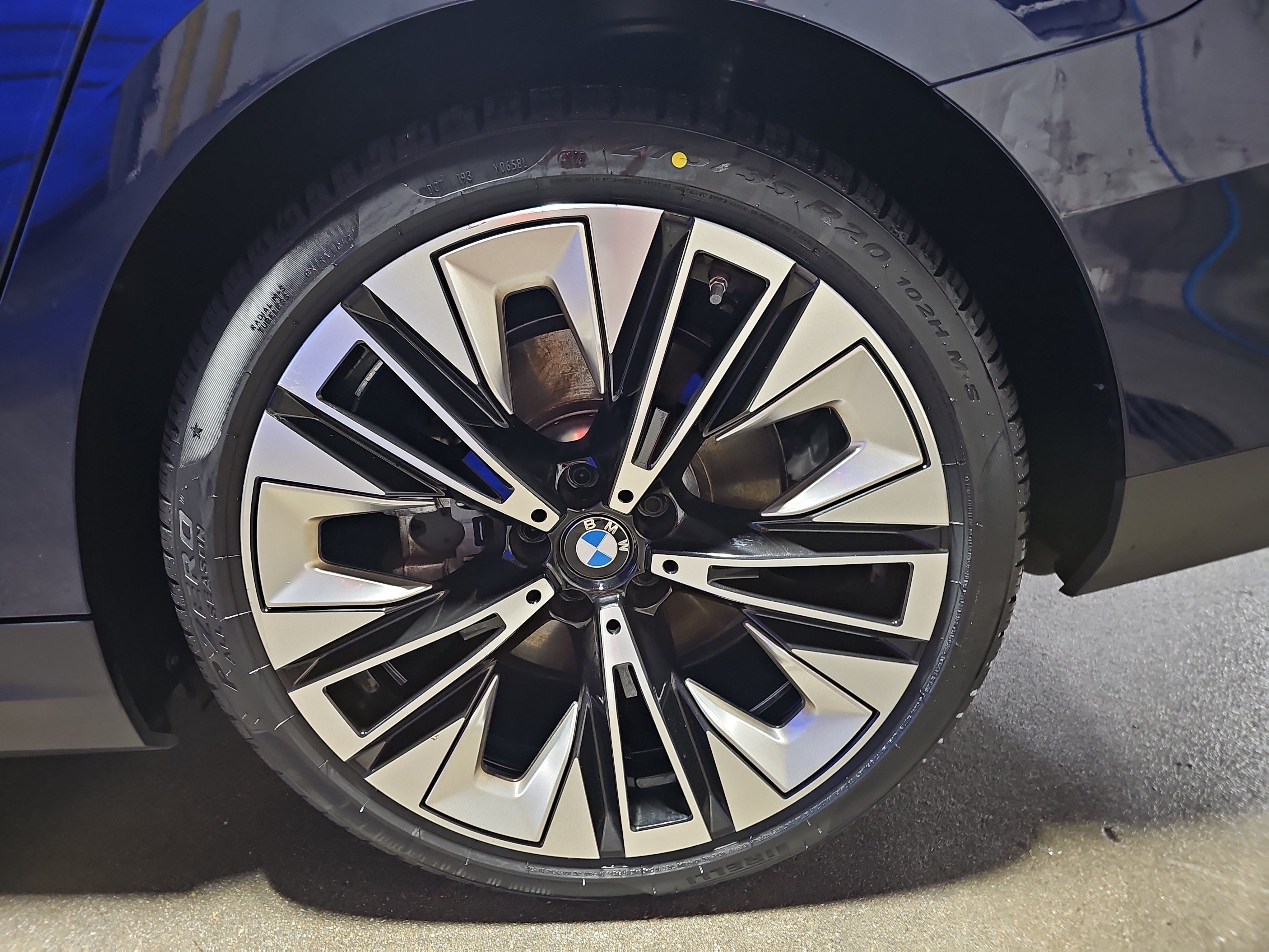 Certified 2026 BMW i5 eDrive40 RWD image 34