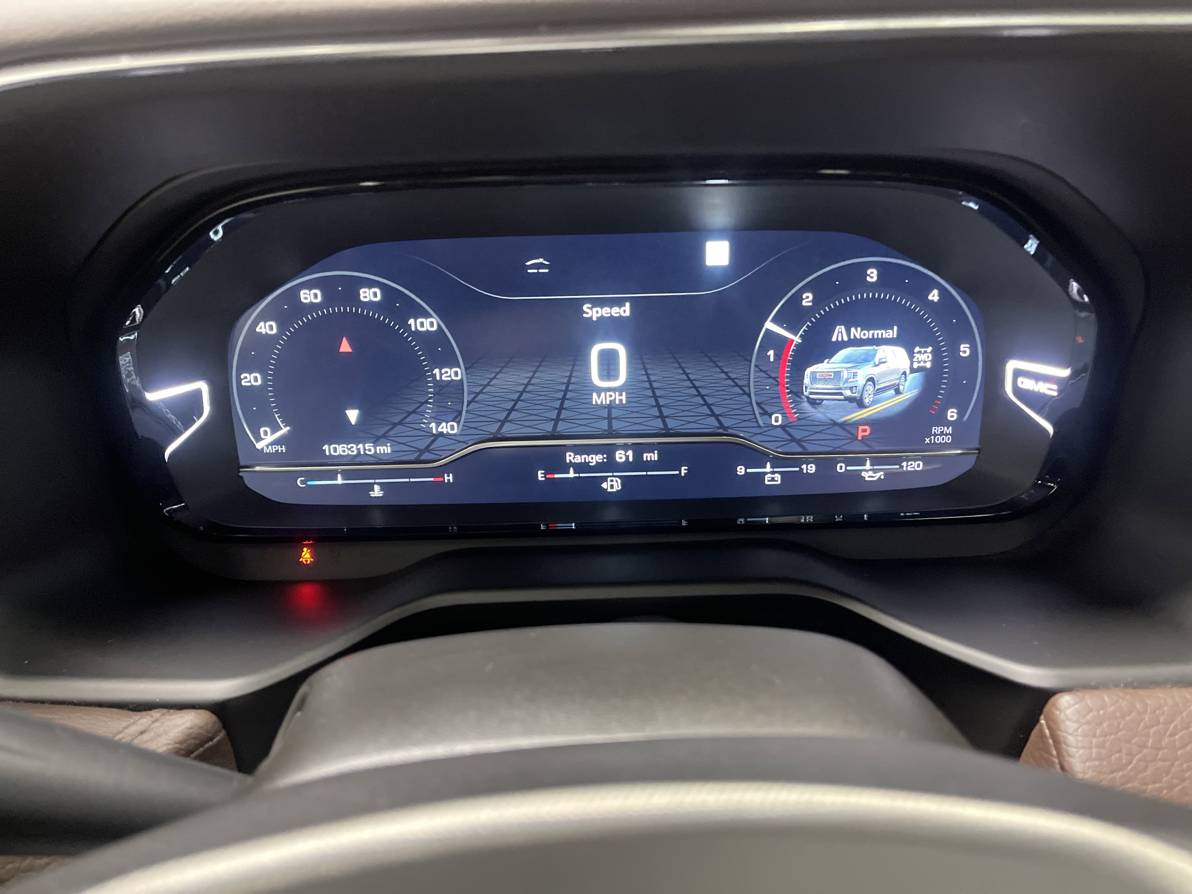 Used 2022 GMC Yukon Denali w/ Advanced Technology Package AWD/4WD image 32