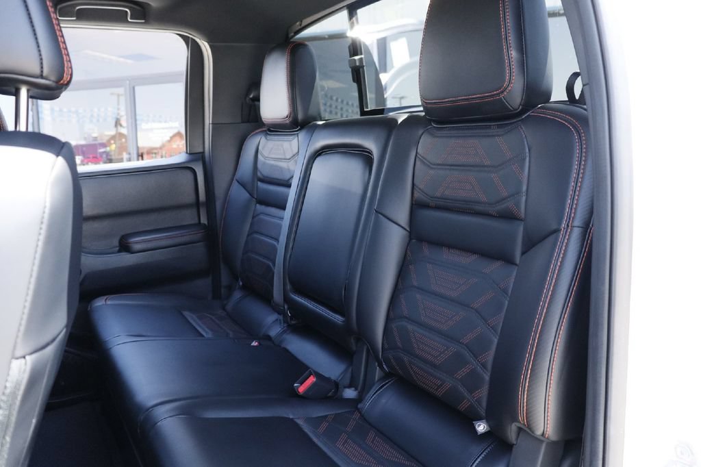 Used 2025 Nissan Frontier PRO-4X w/ Pro Premium Package AWD/4WD image 23