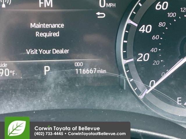 Used 2020 Toyota Highlander XLE AWD/4WD image 19