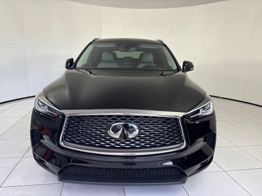 Used 2023 INFINITI QX50 Luxe FWD image 8