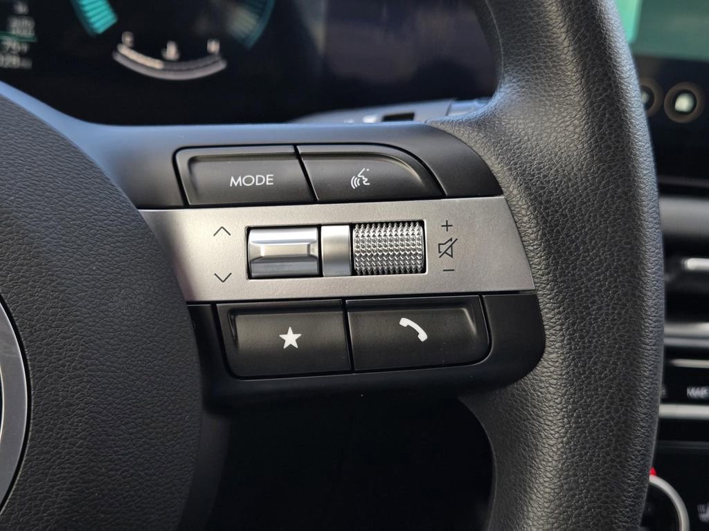 Used 2025 Hyundai Santa Cruz SEL image 9