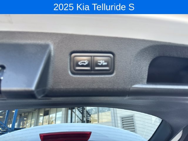 Used 2025 Kia Telluride S AWD/4WD image 31