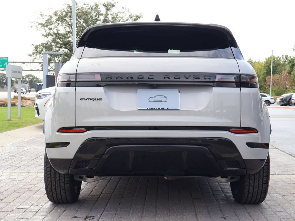 Certified 2026 Land Rover Range Rover Evoque Dynamic SE AWD/4WD image 9