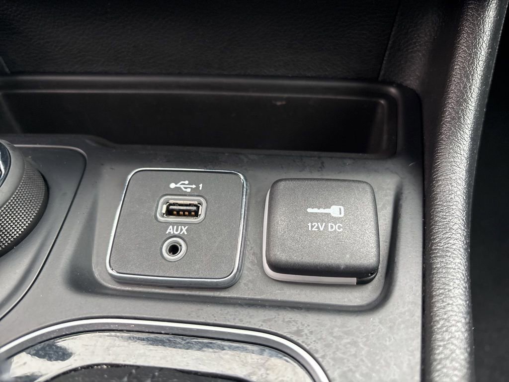 Certified 2020 Jeep Cherokee Limited image 8