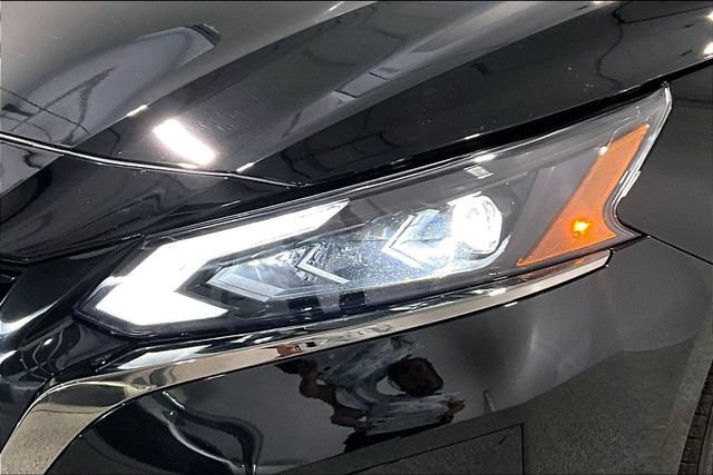 Used 2024 Nissan Altima 2.5 SR AWD/4WD image 37